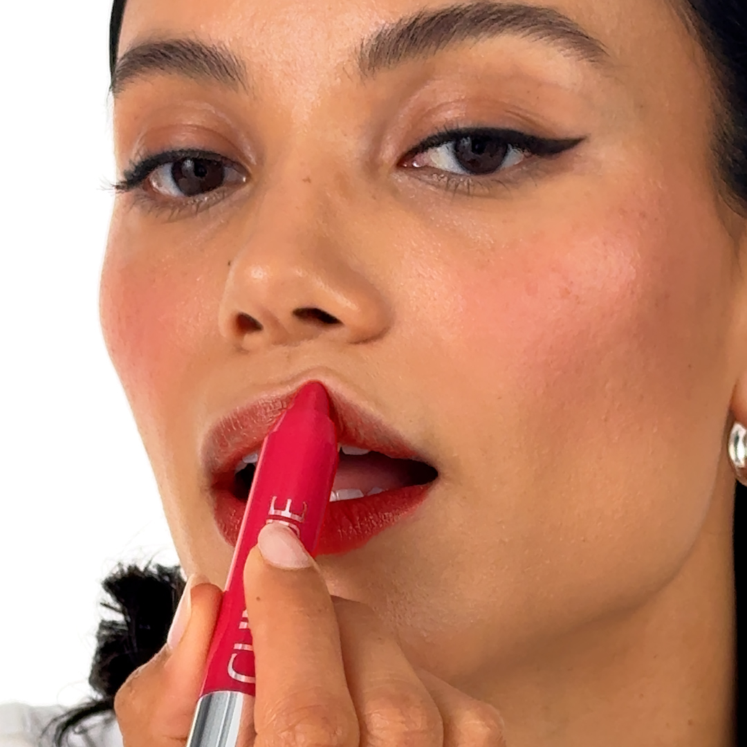 Load video: Chubby Stick Moisturizing Lip Color Balm application video