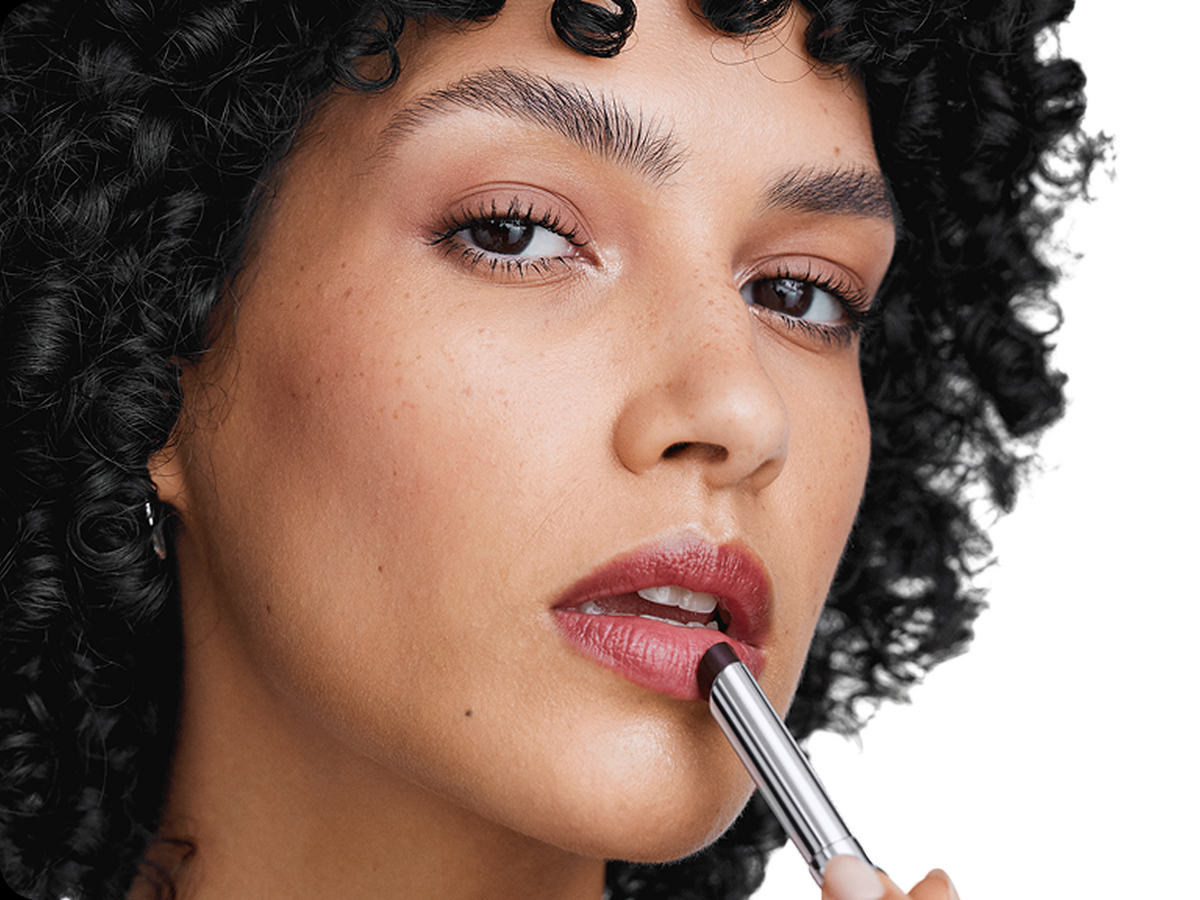 Get this Black Honey  look.