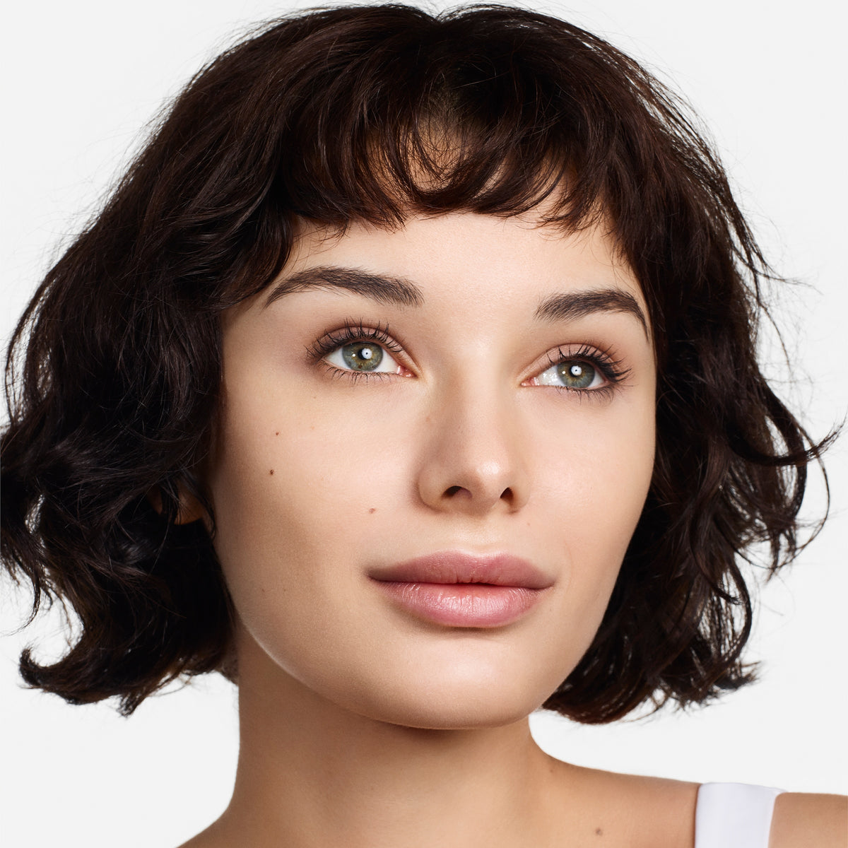 Even Better Refresh™ Hydrating and Repairing Makeup, 30.0 ml, WN 01 Flax, WN 01, Model, light