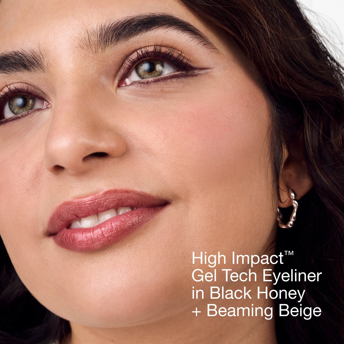 High Impact™ Gel Tech Eyeliner, 0.35 g, Beaming Beige, Model, medium